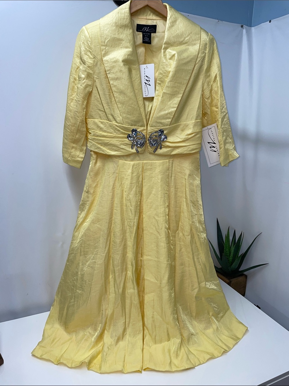 MIDNIGHT VELVET 2 PIECE YELLOW SHIMMER JACKET DRESS FTL-09-140